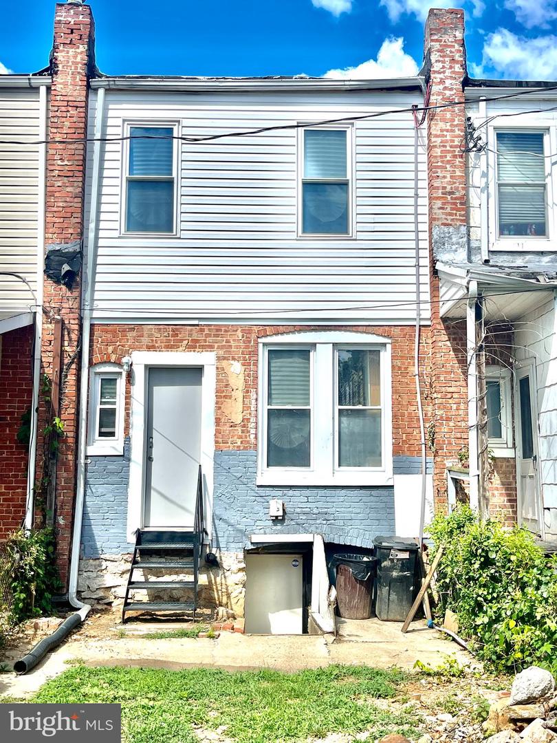 4924 Litchfield Ave Property Photo 2