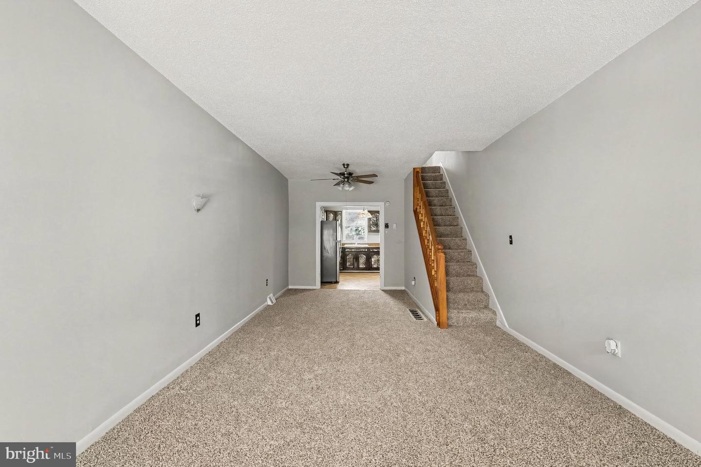 319 S Lehigh St Property Photo 3