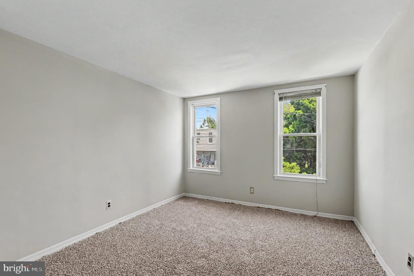 319 S Lehigh St Property Photo 6