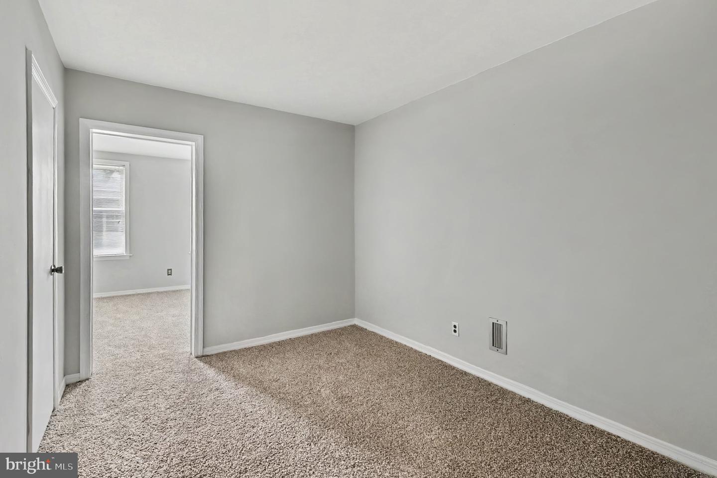 319 S Lehigh St Property Photo 7