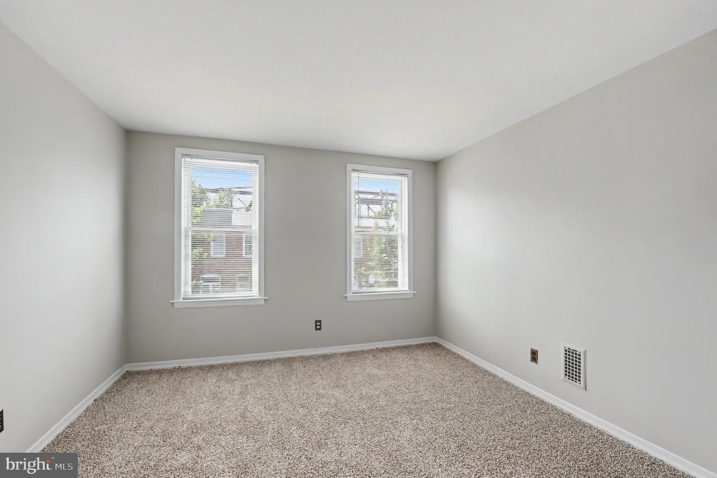 319 S Lehigh St Property Photo 8