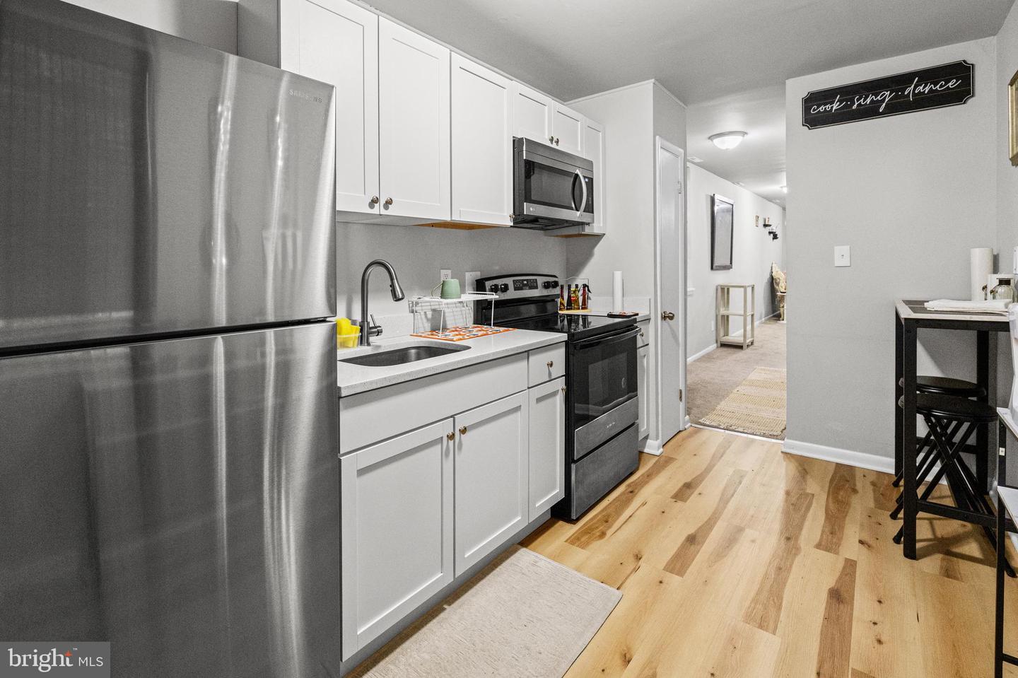 2236 Orleans St Property Photo 3