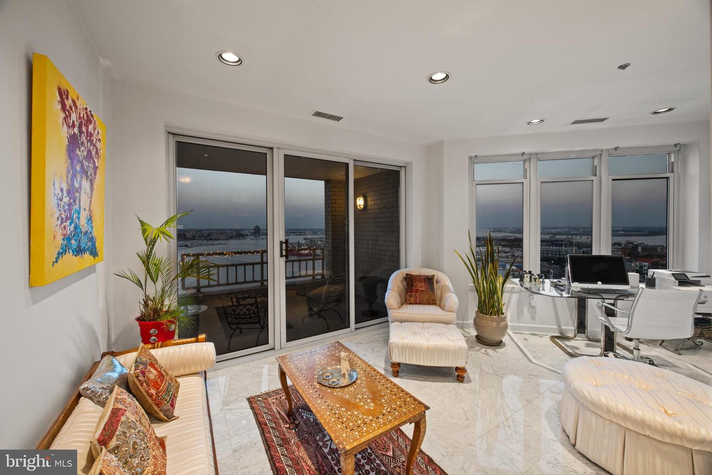 100 Harborview Dr #ph3a/3b Property Photo 37