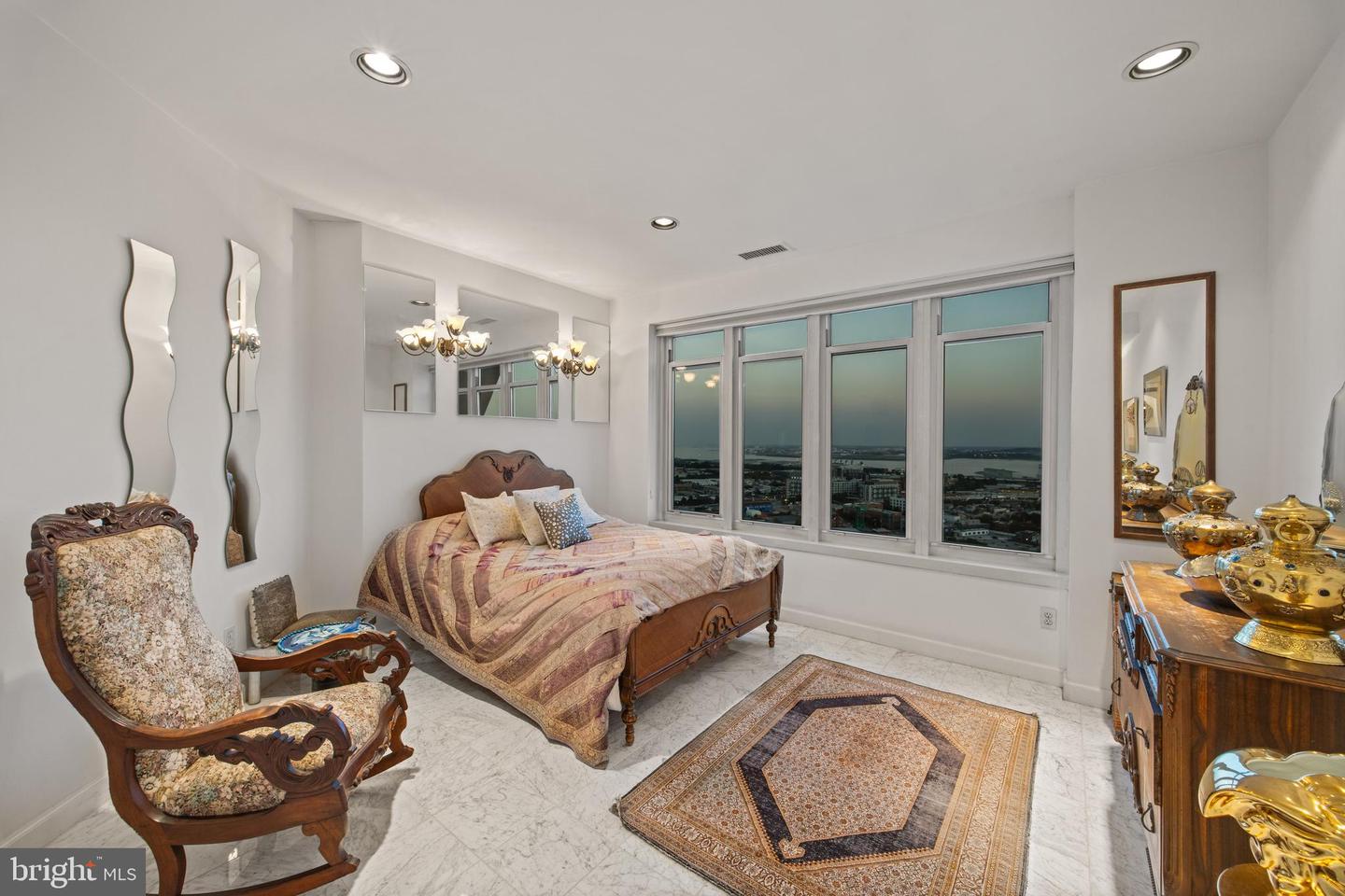 100 Harborview Dr #ph3a/3b Property Photo 38