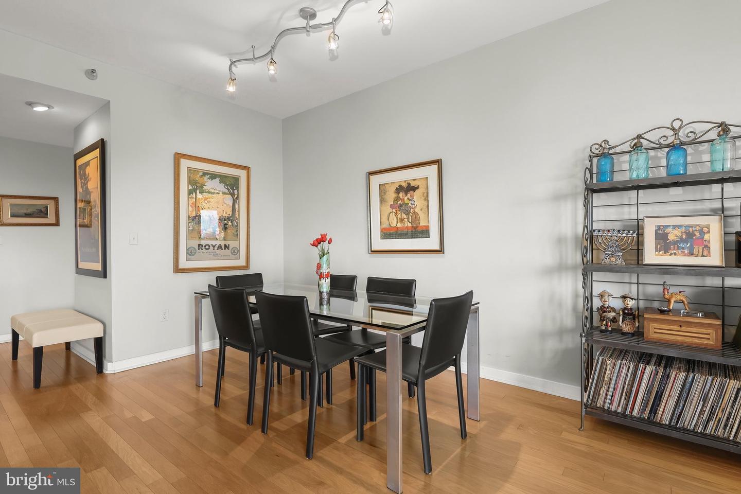 2515 Boston St #1107 Property Photo 13