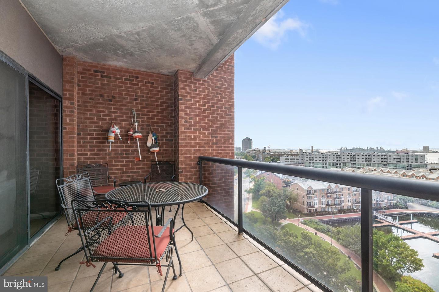 2515 Boston St #1107 Property Photo 35