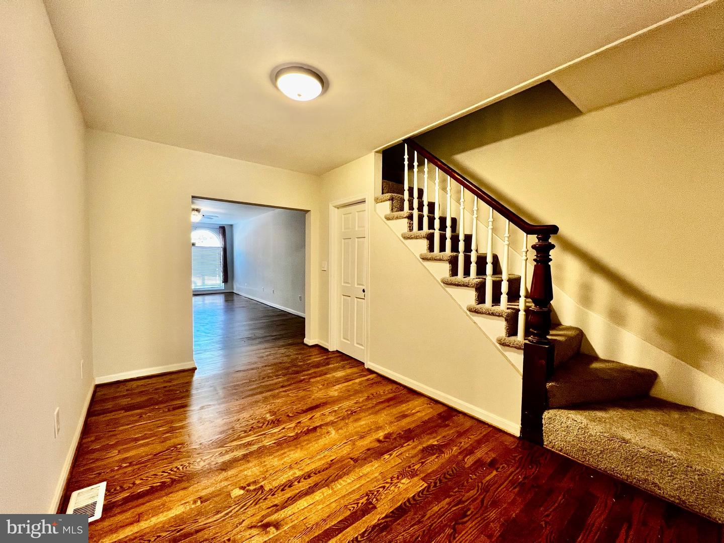 1518 S Hanover St Property Photo 4