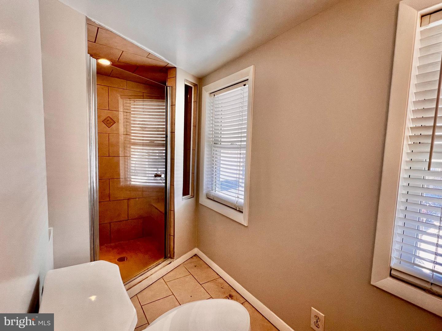 1518 S Hanover St Property Photo 9