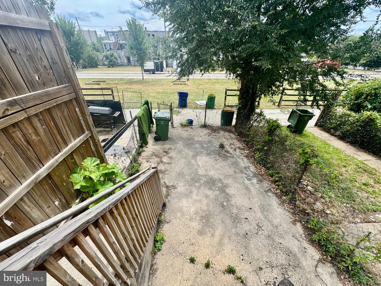 2123 Walbrook Ave Property Photo 12