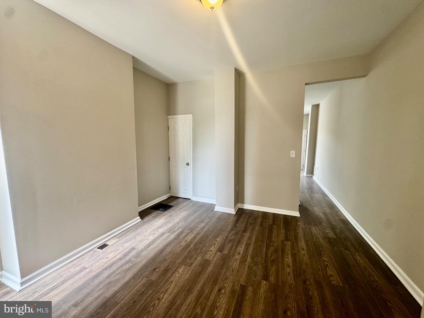 2123 Walbrook Ave Property Photo 13