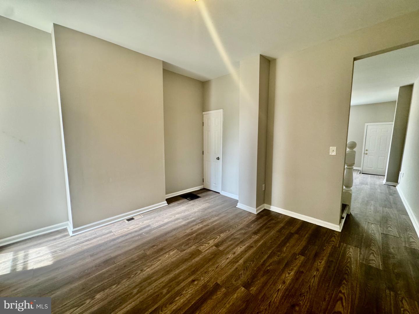 2123 Walbrook Ave Property Photo 14