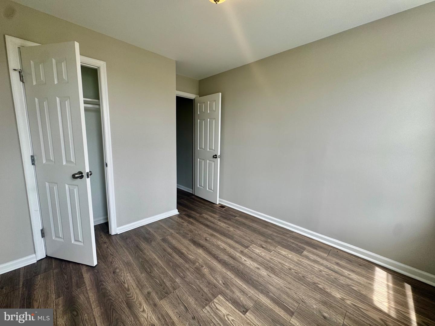 2123 Walbrook Ave Property Photo 28