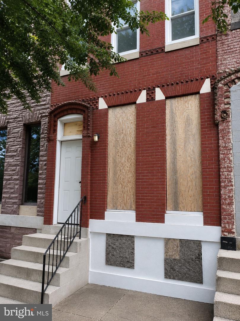 920 N Gilmor St Property Photo 2