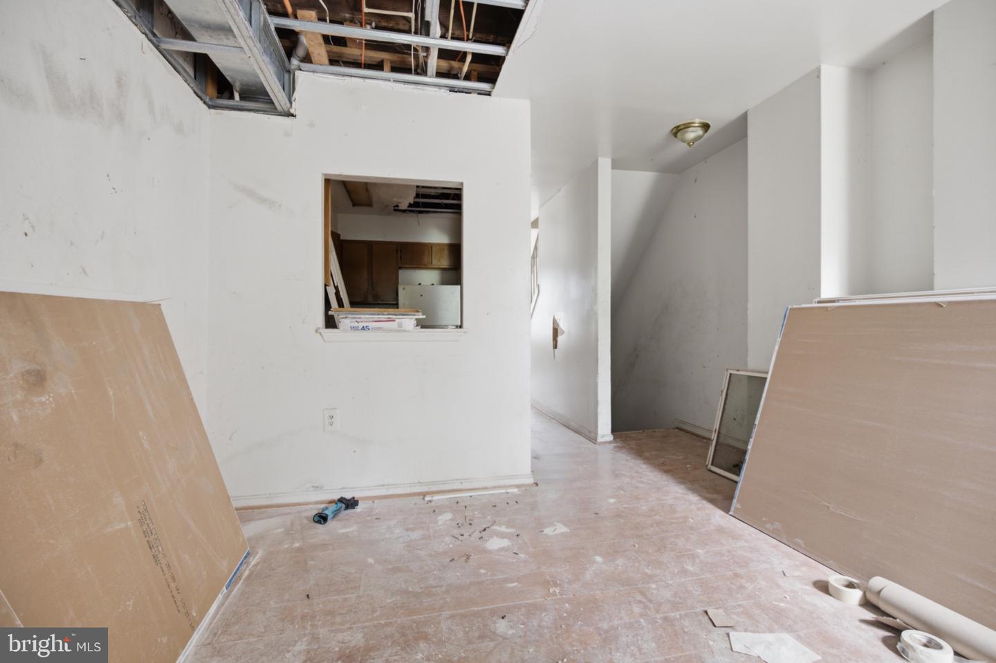 920 N Gilmor St Property Photo 13