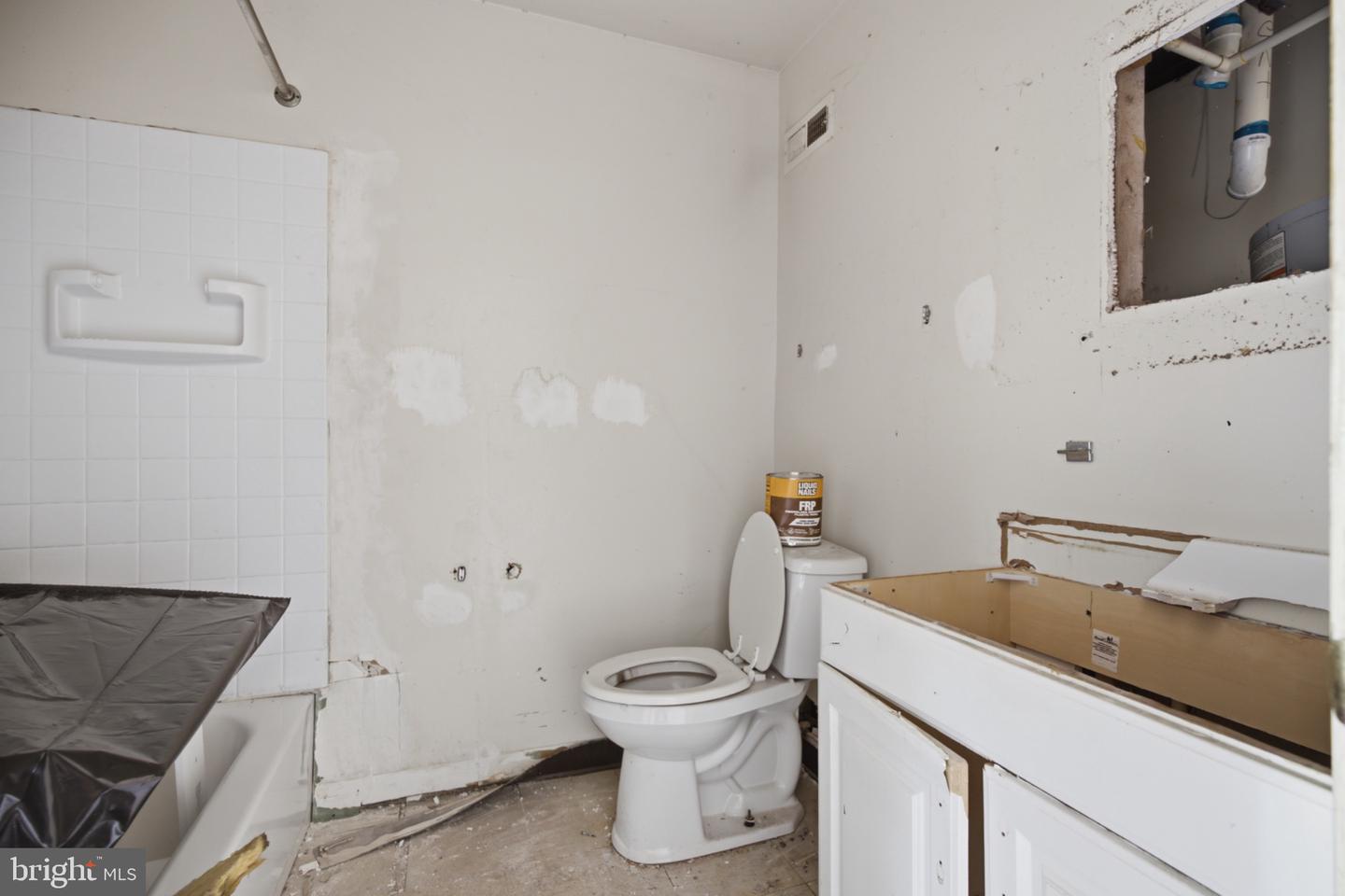 920 N Gilmor St Property Photo 21