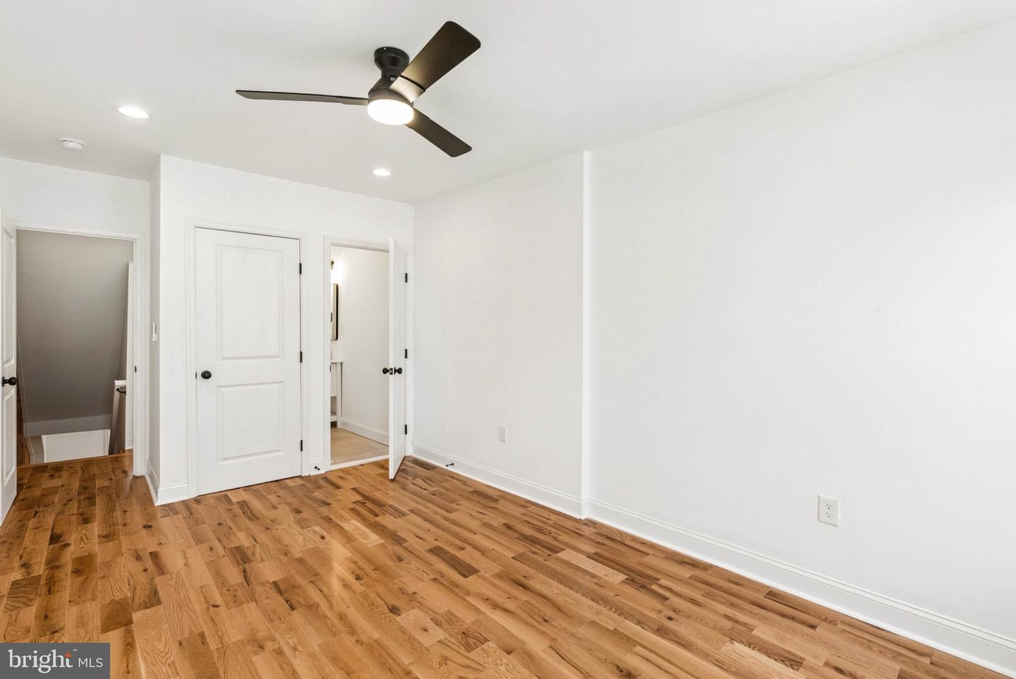 1337 Andre St Property Photo 50
