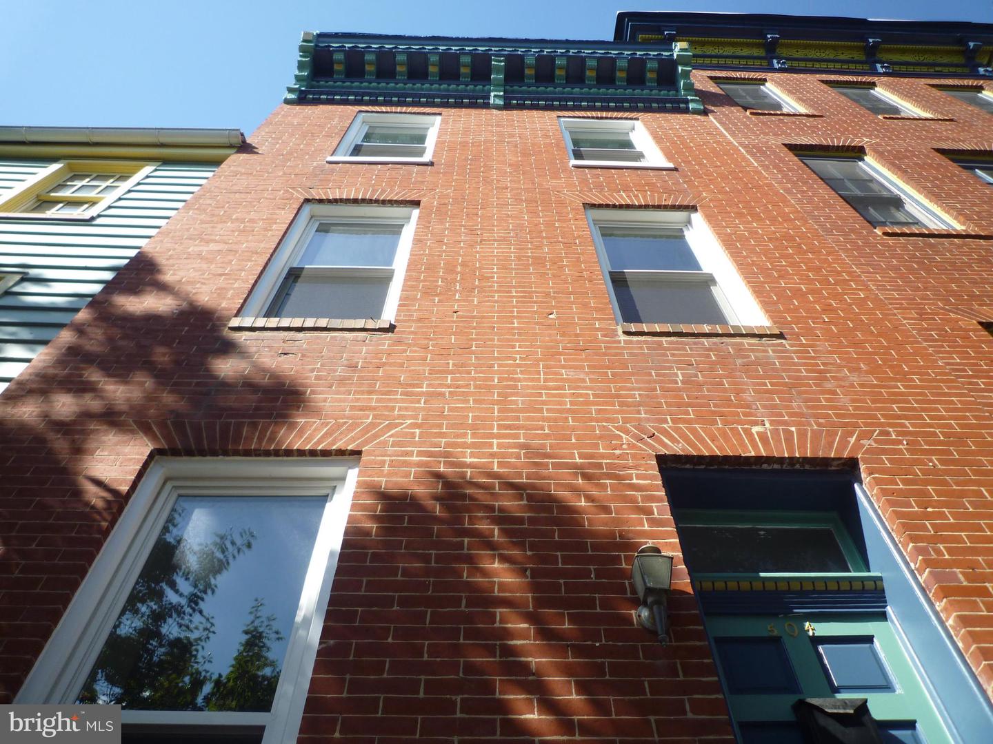 504 S Washington St Property Photo 8