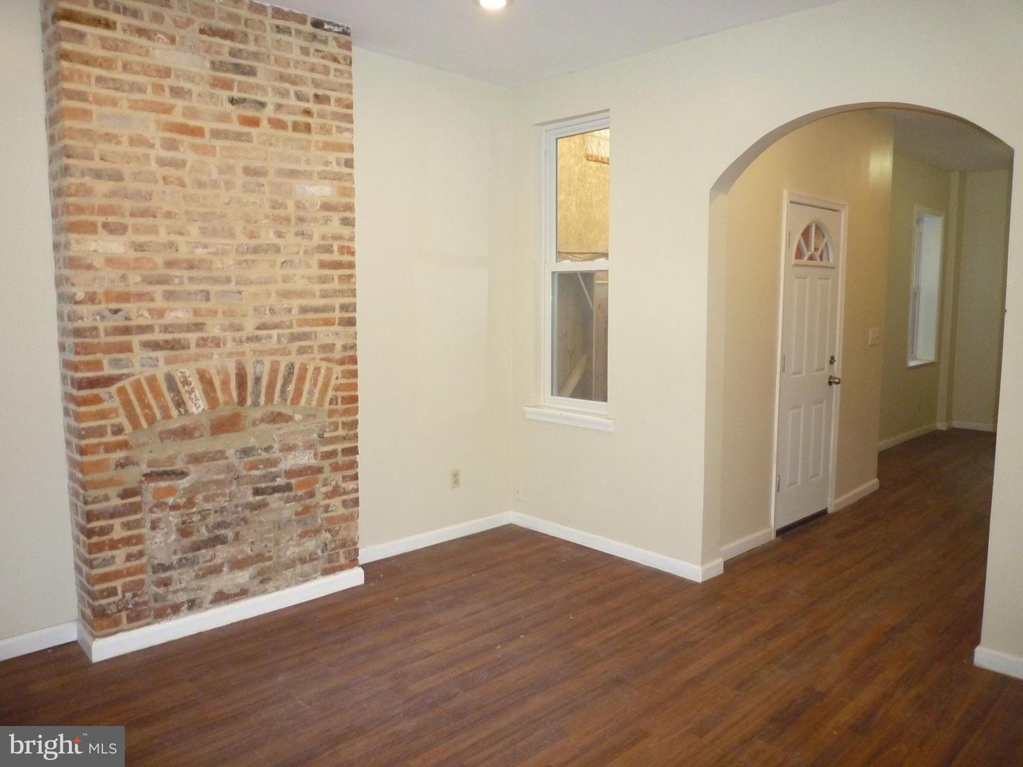 504 S Washington St Property Photo 10