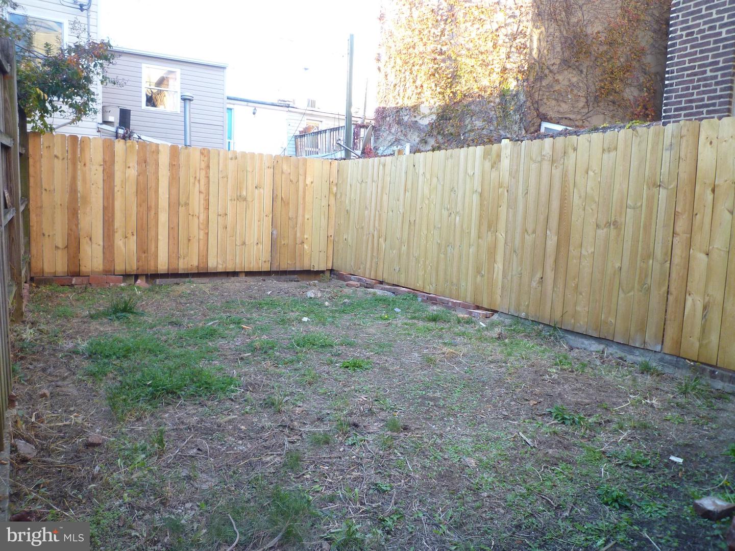504 S Washington St Property Photo 18