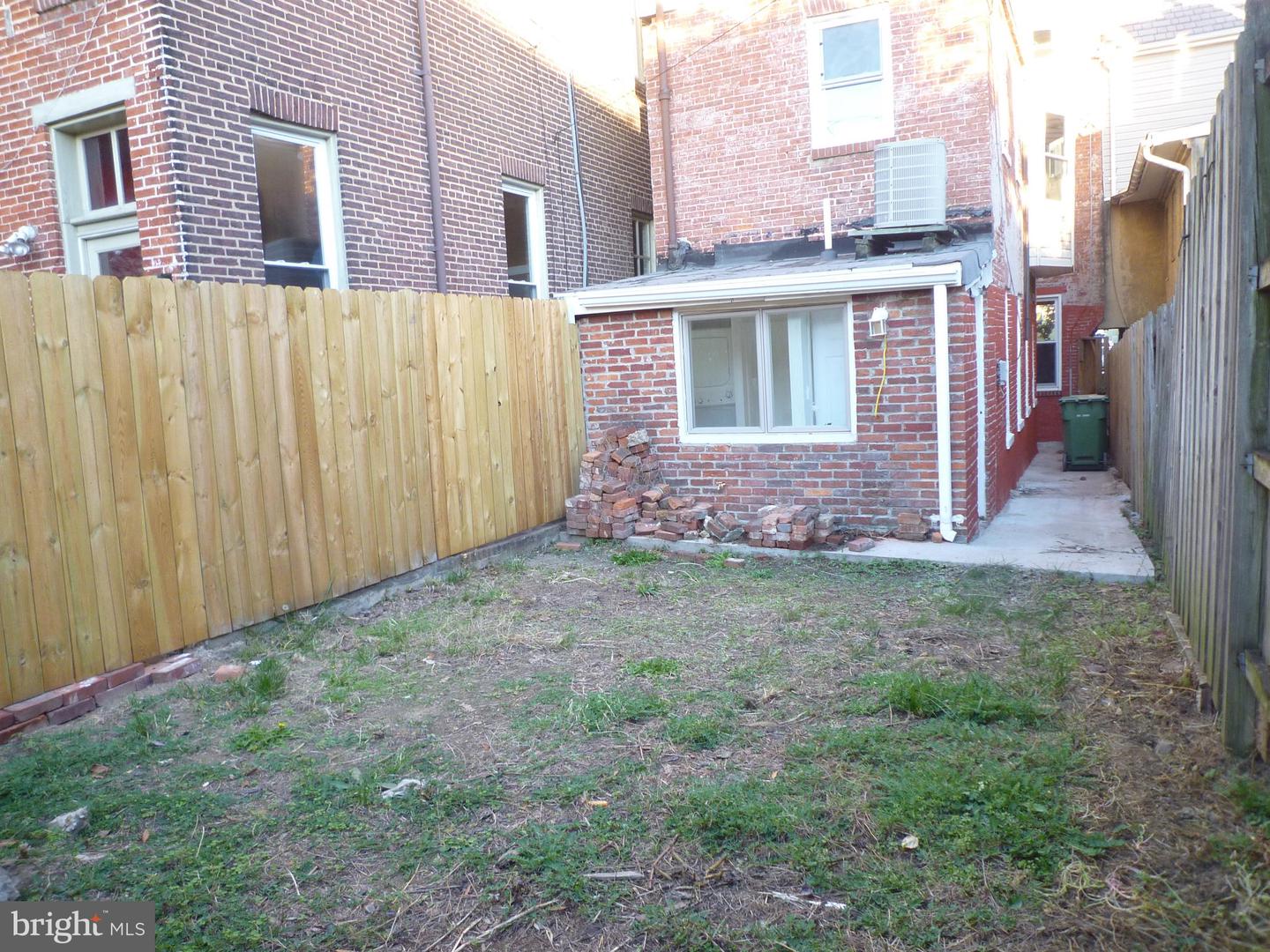 504 S Washington St Property Photo 19