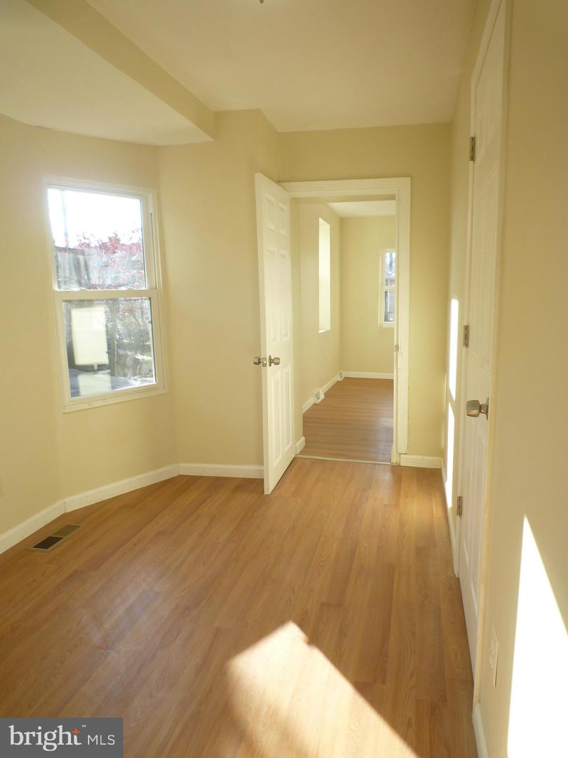 504 S Washington St Property Photo 24