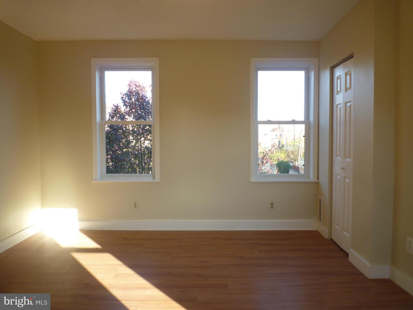 504 S Washington St Property Photo 27