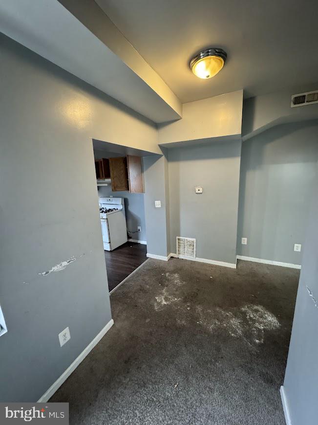 907 Bennett Property Photo 7