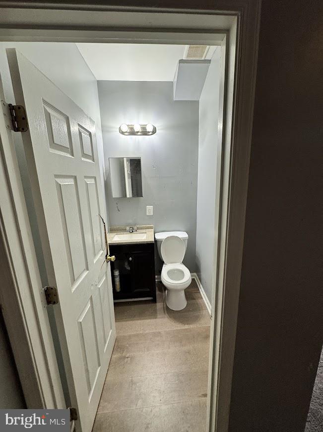 907 Bennett Property Photo 8