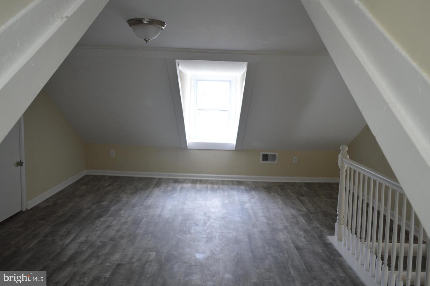 1646 E Pratt St Property Photo 14