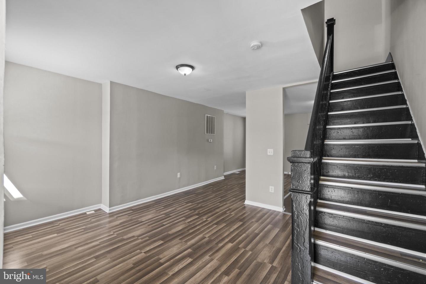 3408 Ravenwood Ave Property Photo 5