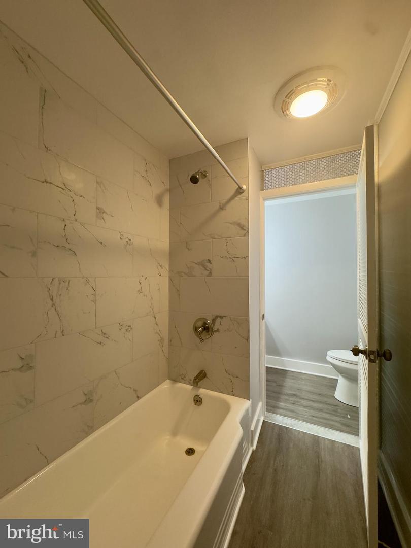 817 Park Ave #2 Property Photo 5