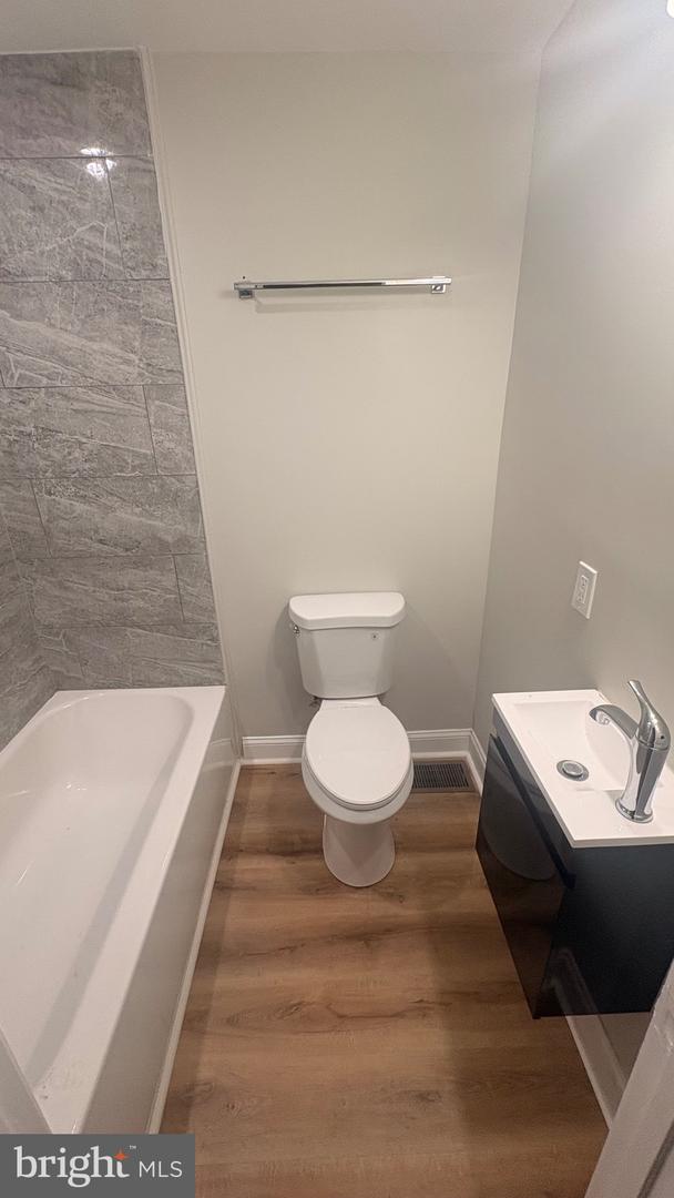 1109 Sargeant St Property Photo 23