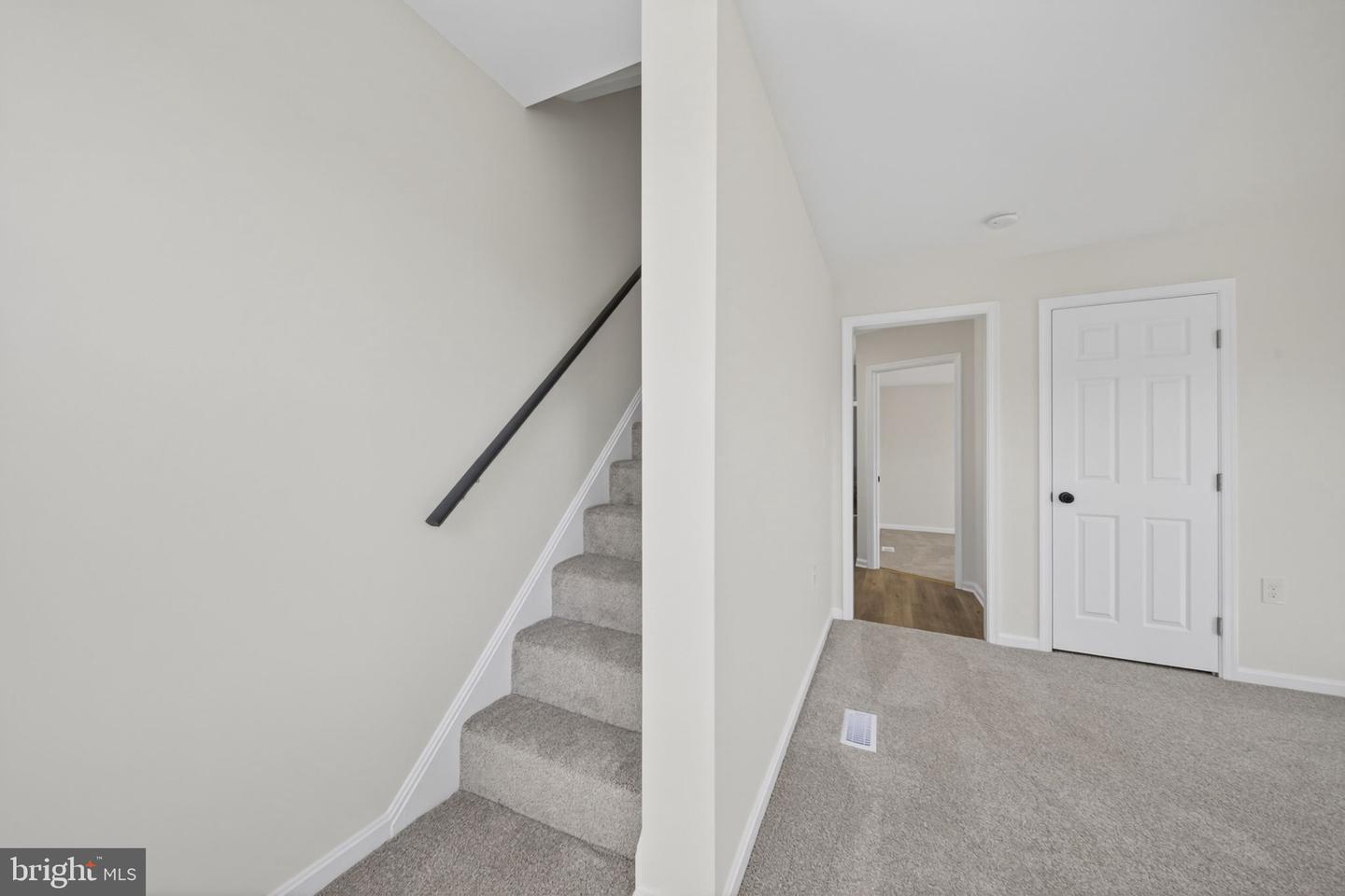 5923 Kavon Ave Property Photo 32