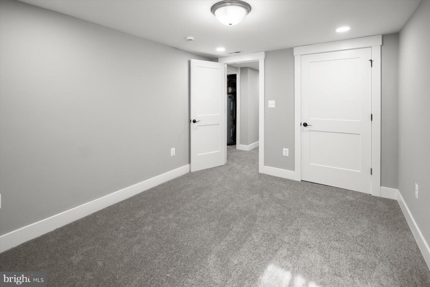 719 Oldham St Property Photo 26