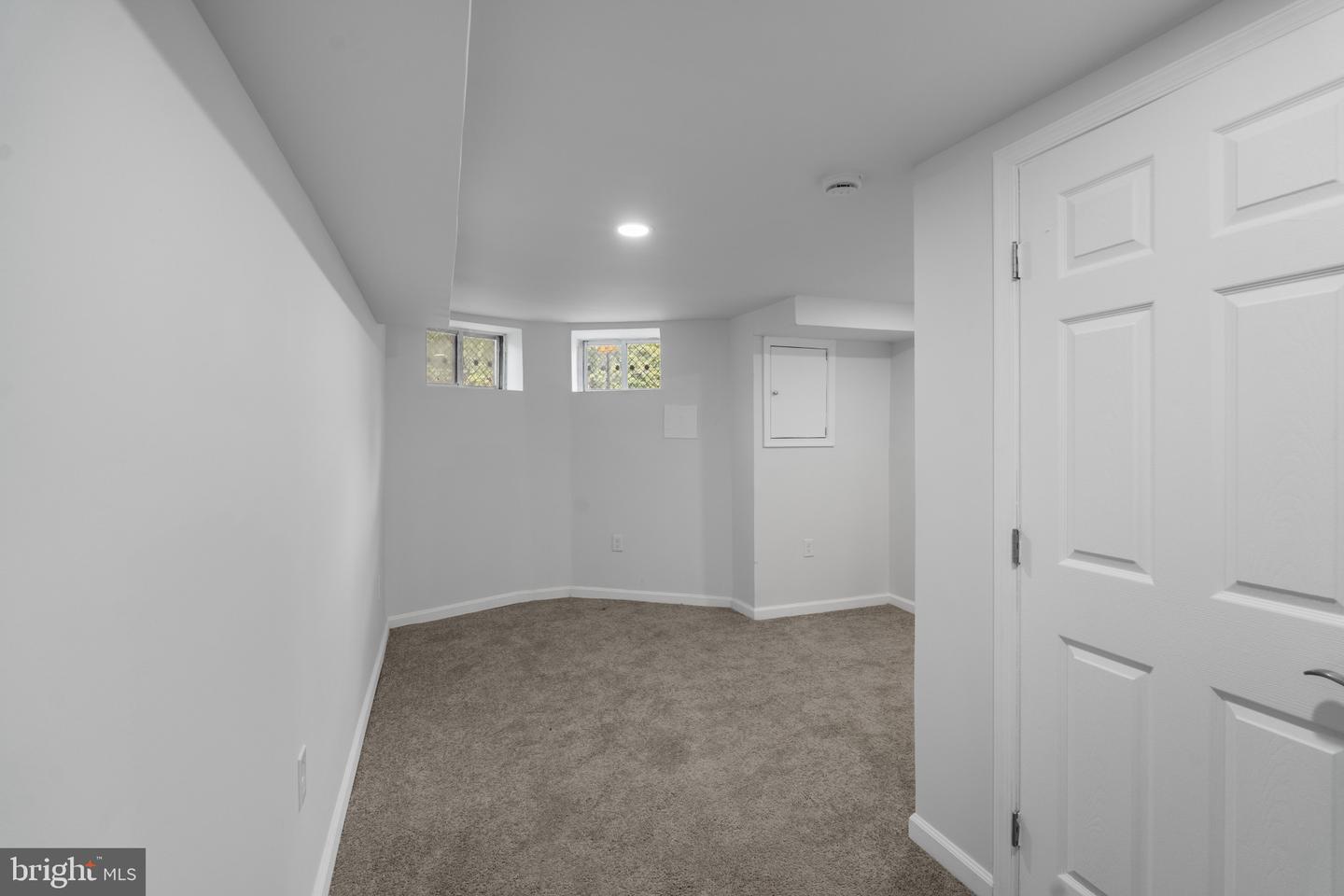 2912 Auchentoroly Ter Property Photo 12