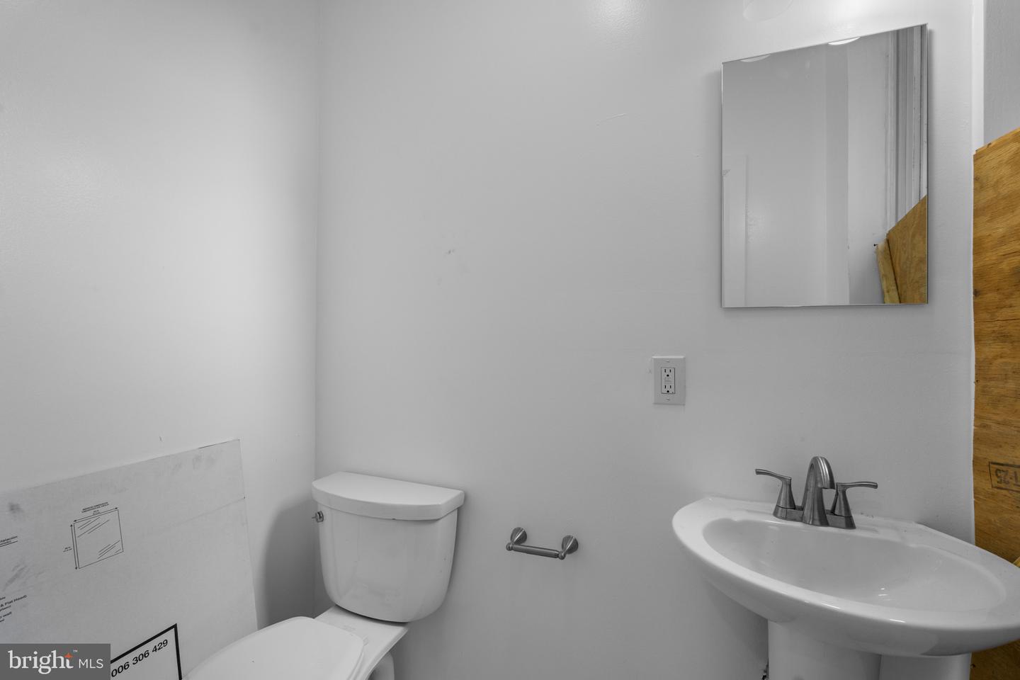 2912 Auchentoroly Ter Property Photo 21