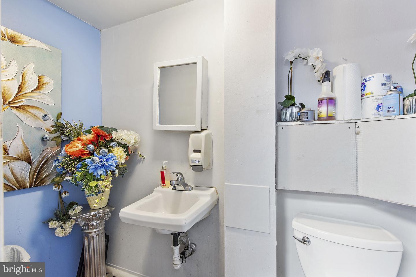 6709 Holabird Ave Property Photo 9