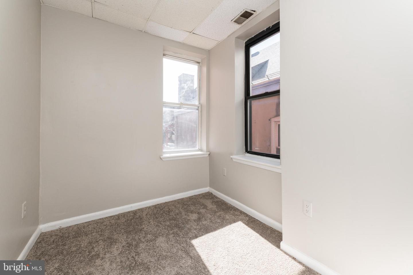 2017 Saint Paul St Property Photo 58