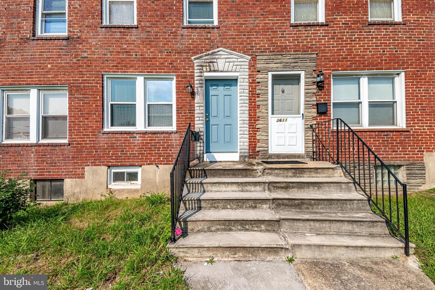 3613 DUDLEY AVE Property Photo 1