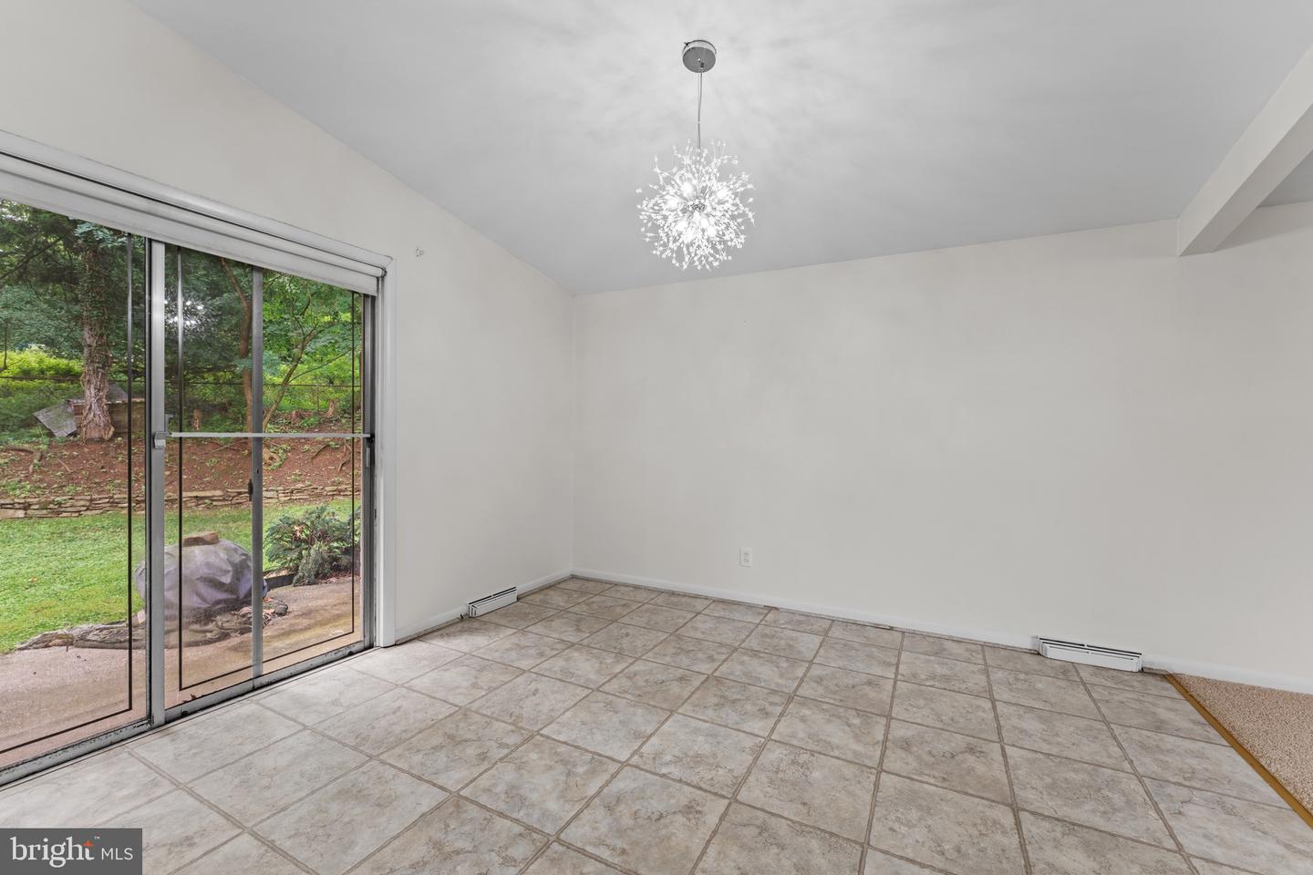 5801 Stuart Ave Property Photo 14
