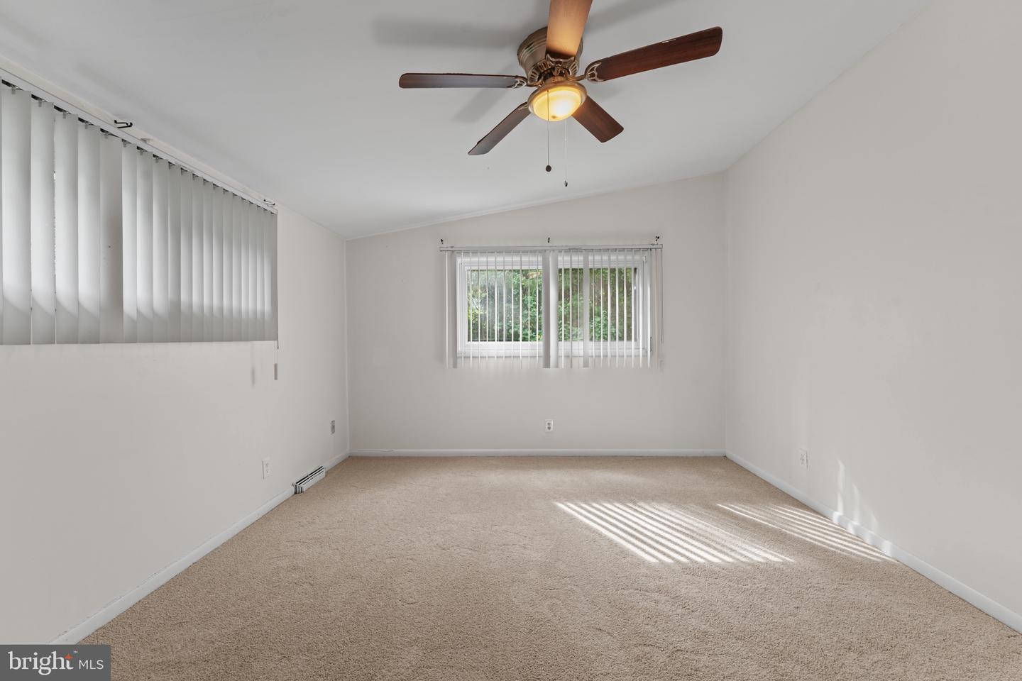 5801 Stuart Ave Property Photo 16