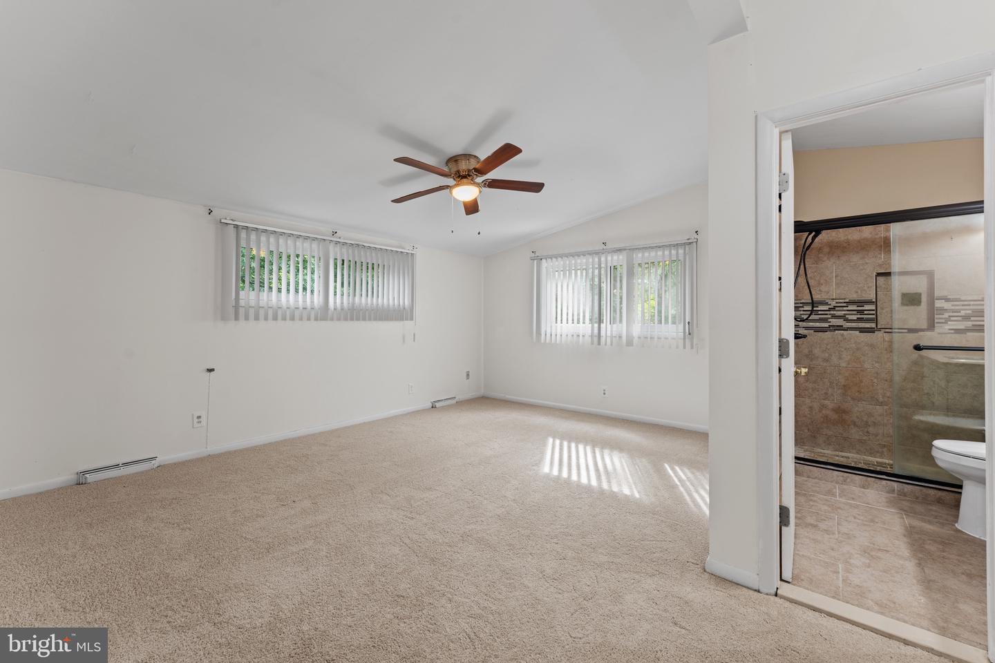 5801 Stuart Ave Property Photo 17