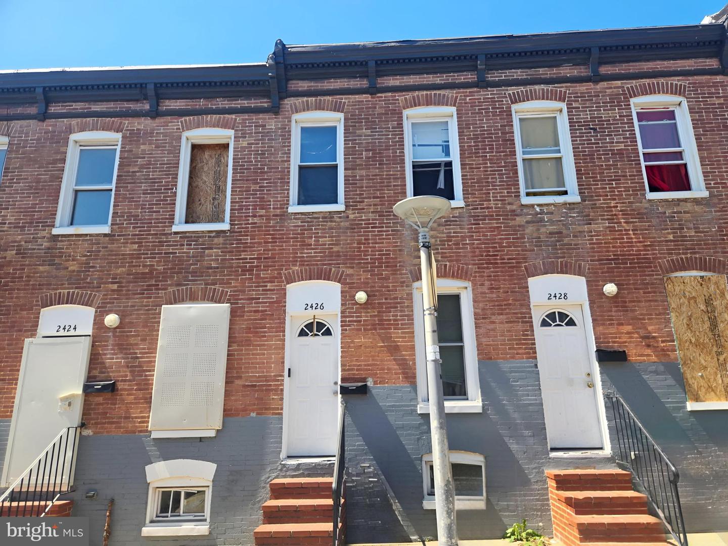 2426 Etting St Property Photo 1