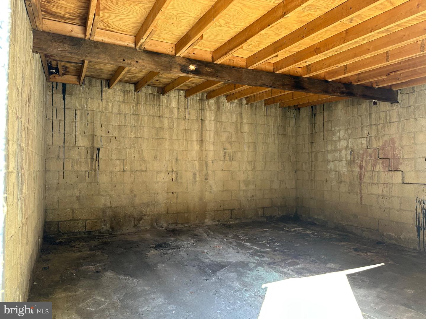 2525 Barclay St Property Photo 22