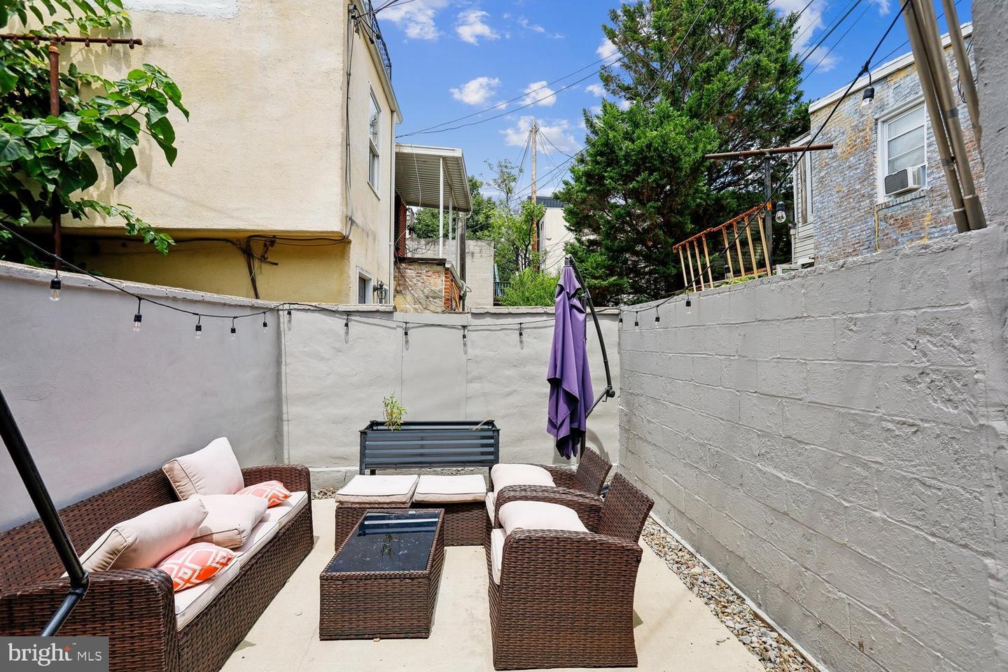 2106 Fleet St Property Photo 18