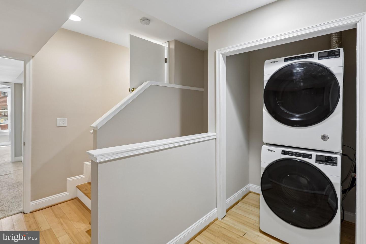 2106 Fleet St Property Photo 37