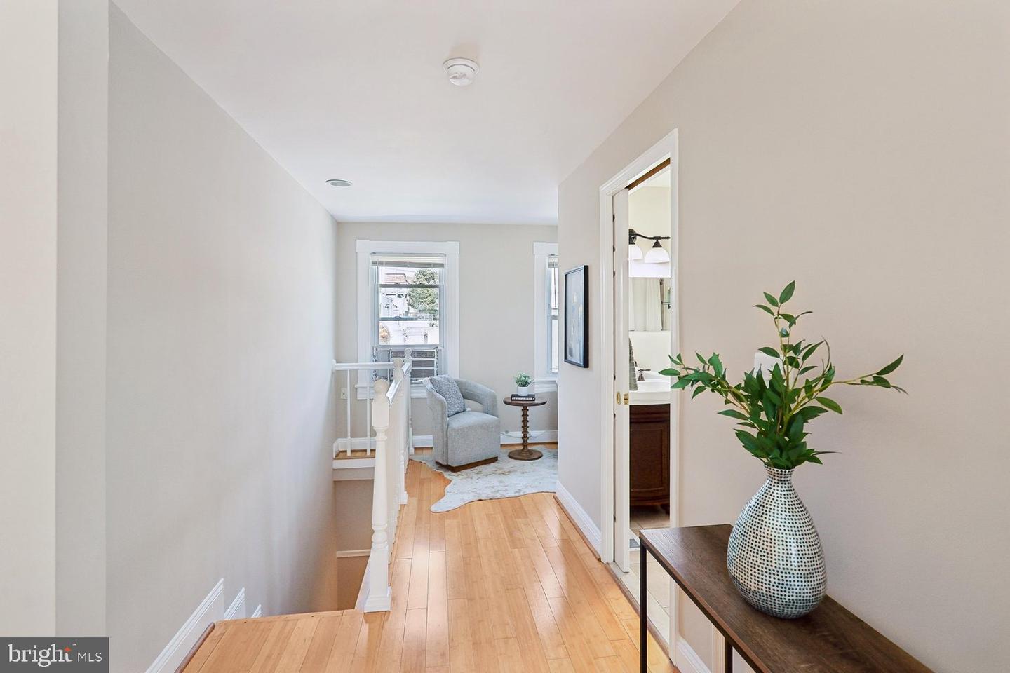 2106 Fleet St Property Photo 38