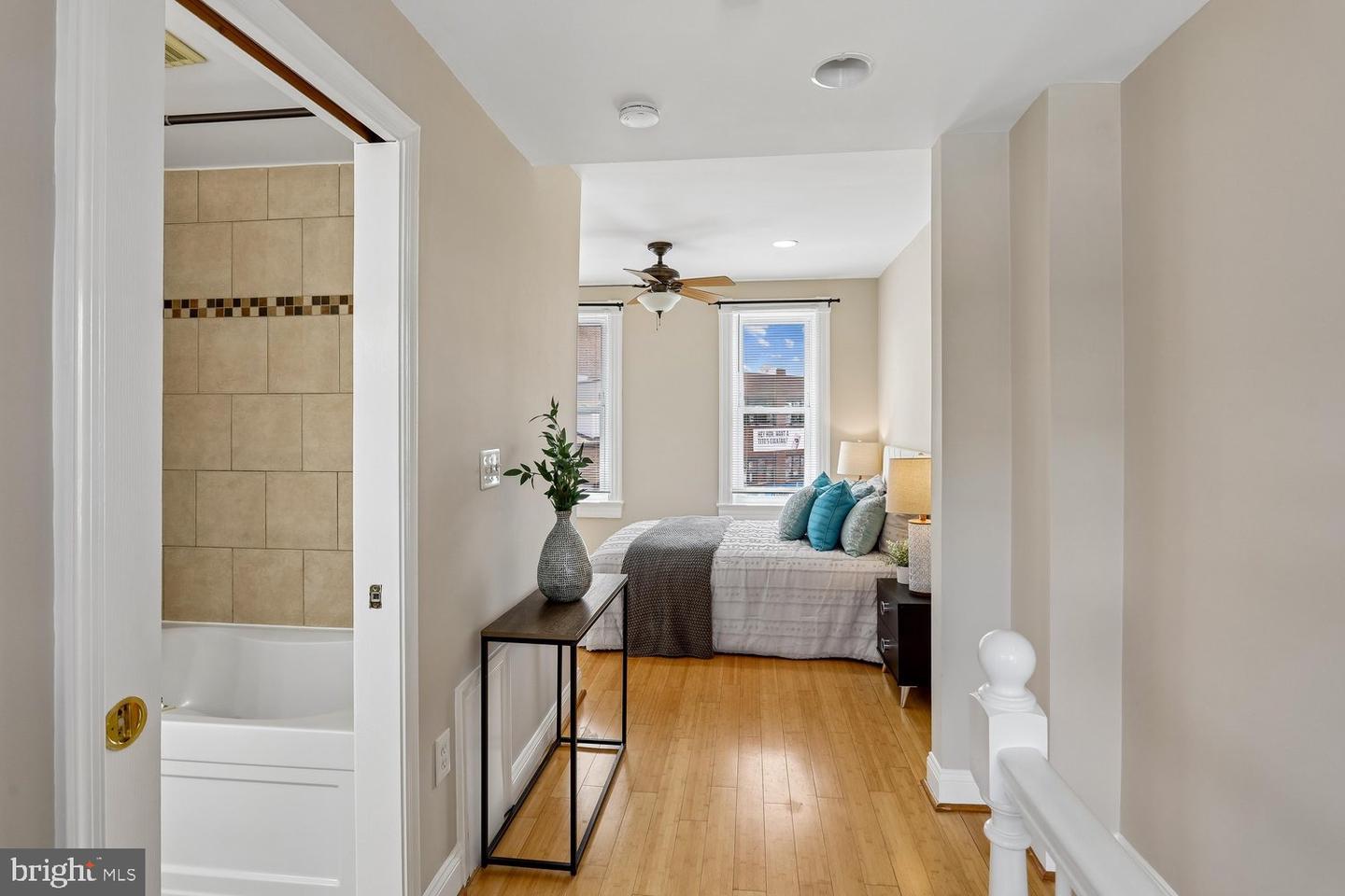 2106 Fleet St Property Photo 40