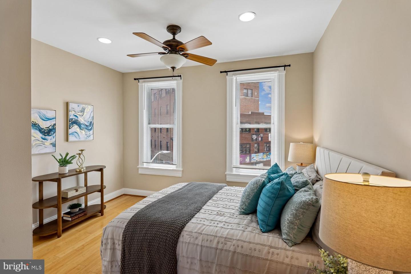 2106 Fleet St Property Photo 44