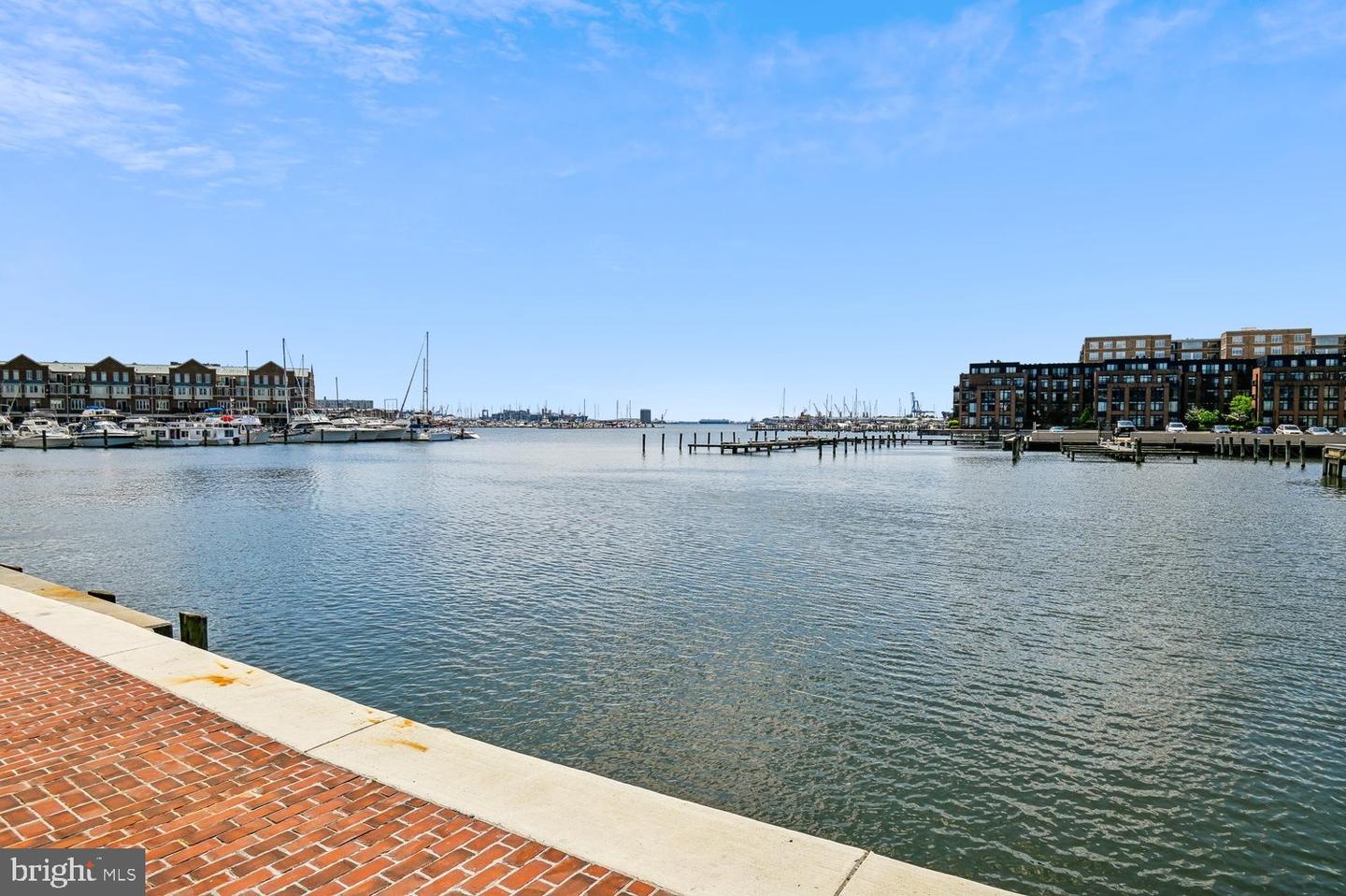 2106 Fleet St Property Photo 49